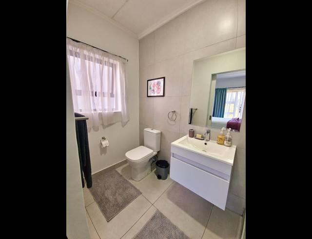 2 BEDROOM APARTMENT FOR SALE IN BROADACRES